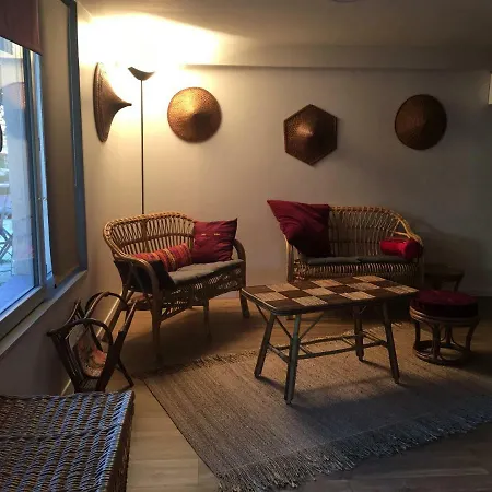 Bed & Breakfast La Gariguette La Campagne A La Ville *