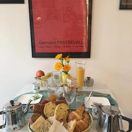 La Gariguette La Campagne A La Ville Bed & Breakfast